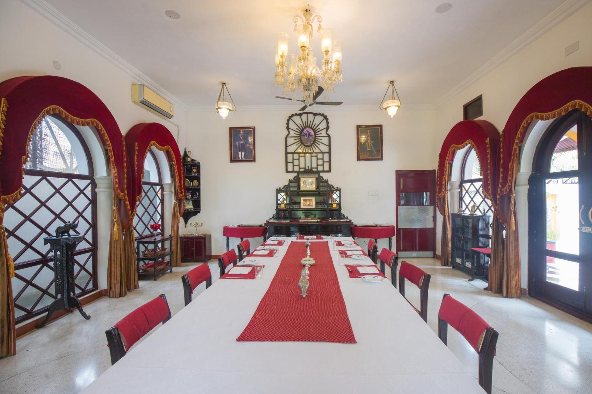 Bedla House- Boutique Heritage Homestay Удайпур Екстериор снимка
